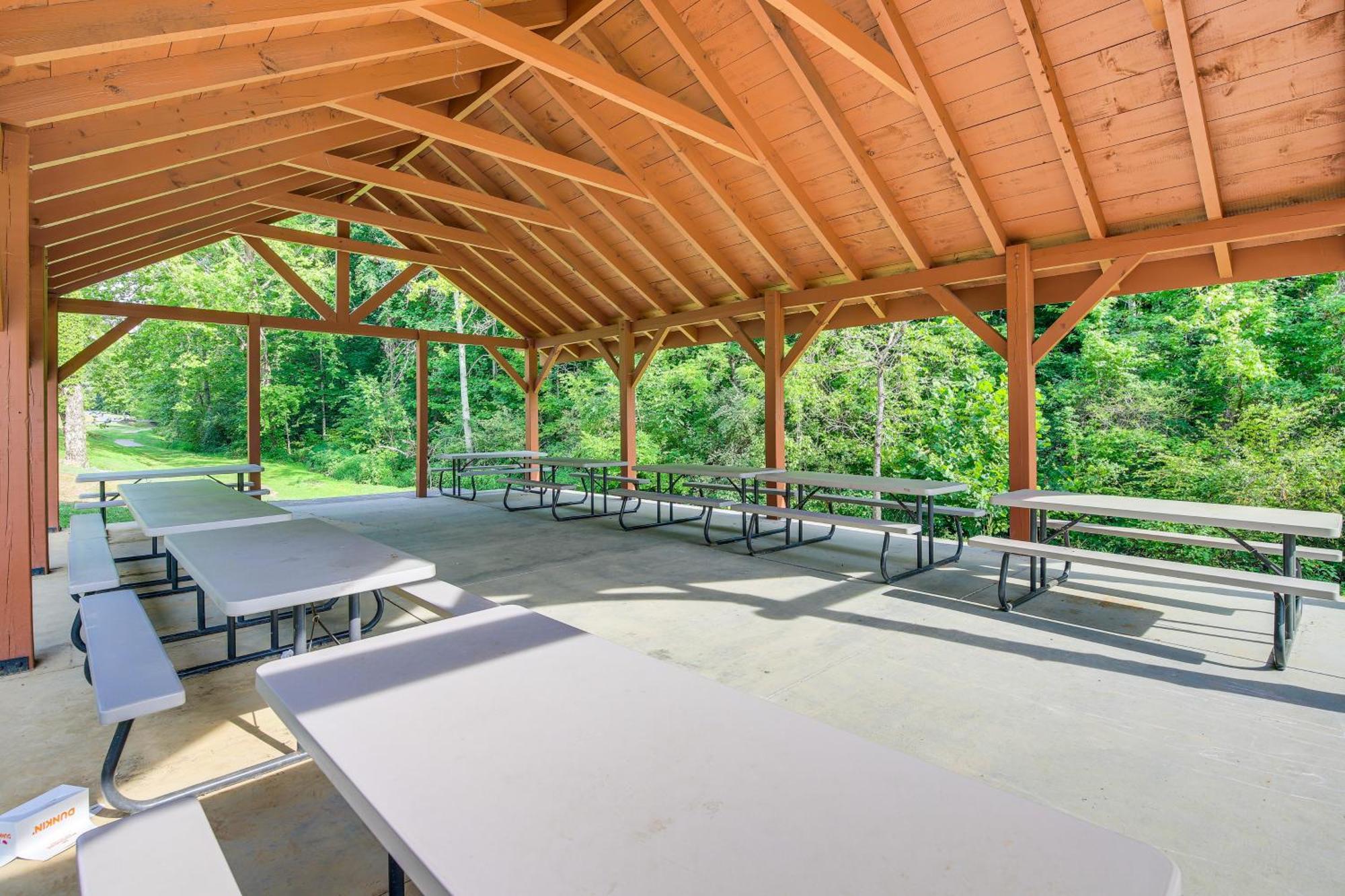 Pigeon Forge Cabin Premier Location And Hot Tub Eksteriør bilde