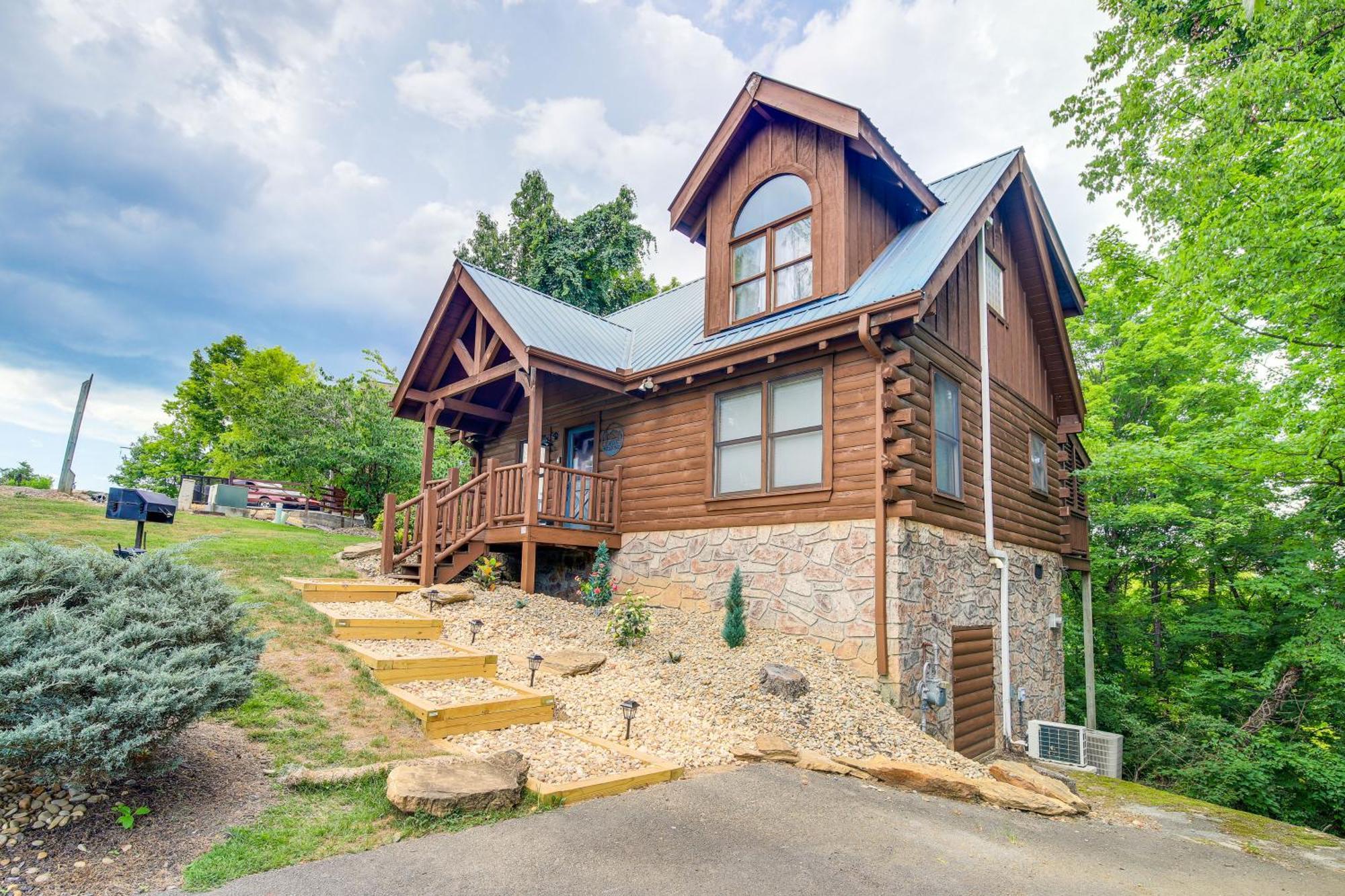 Pigeon Forge Cabin Premier Location And Hot Tub Eksteriør bilde